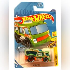 NWT Hot Wheels Chill Mill - Fast Foodie